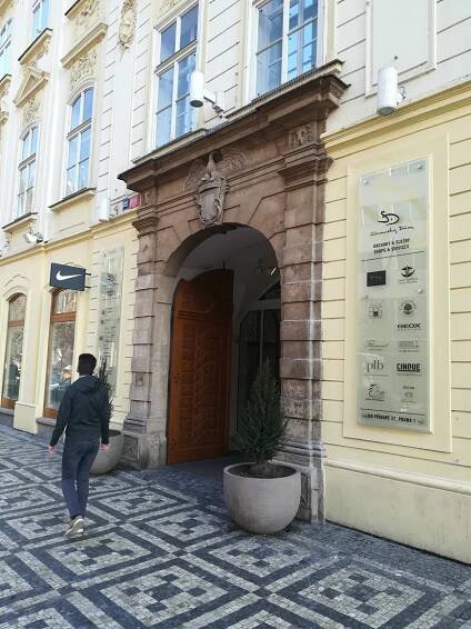 Slovanský dům v Praze | Rádi cestujeme | nejen levné letenky, ubytování, zimní pobyty