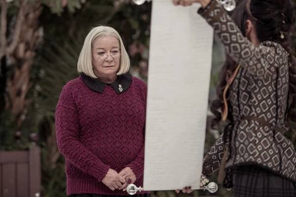Čarodějnice školou povinné - Slečna Metlová - Z filmu - Clare Higgins