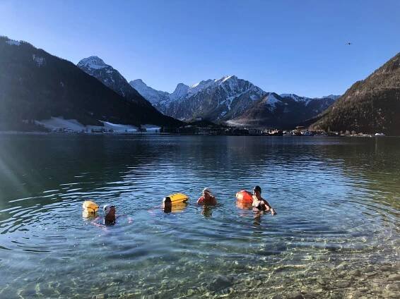 Eisschwimmen für Fortgeschrittene inkl. Schwimmtechniktraining | Achensee