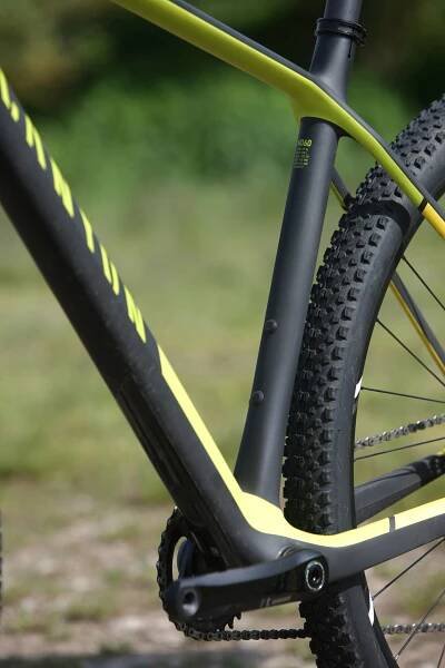 Test Canyon Exceed CF SL 7.9 Pro Race - Testy - Recenze - Bike Technika - MTBS.cz