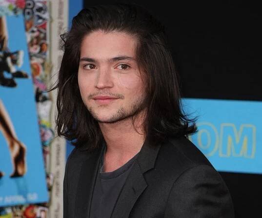Thomas McDonell Biography - Facts, Childhood, Family Life & Achievements