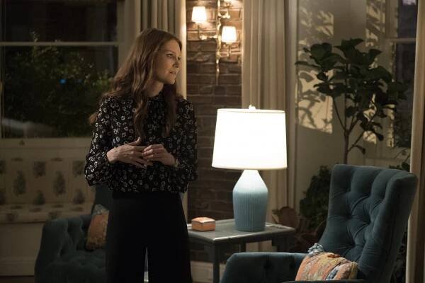 Skandál - Air Force Two - Z filmu - Darby Stanchfield