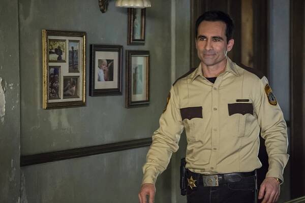 Batesův motel - Trezor - Z filmu - Nestor Carbonell