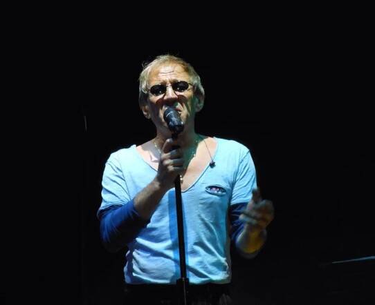 Booking Adriano Celentano show tribute on official website