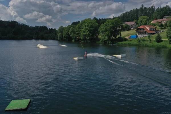 Obec Hnačov - Wakepark Hnačov