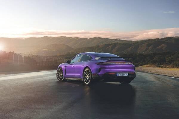 Porsche Taycan má svůj vrchol. Verze Turbo GT už láme rekordy