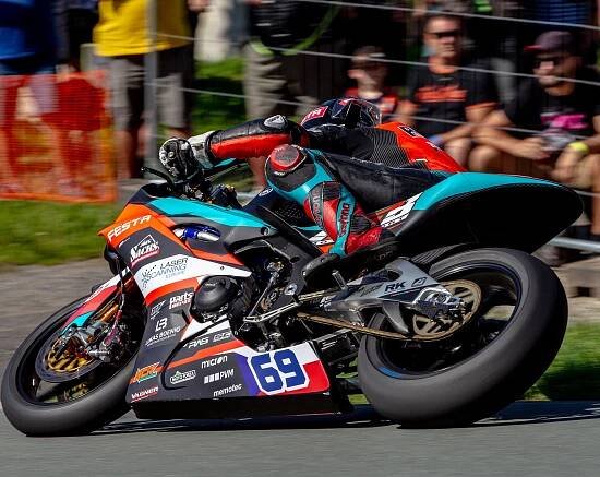 Najman míří do Hořic jen s náhradním motorem: Budeme bojovat, slibuje
