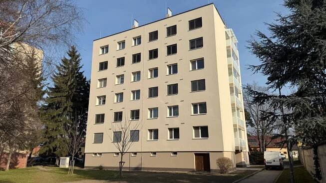 Prodej světlého bytu 3+kk s lodžií po rekonstrukci, Modřice – Poděbradova – Jakub Hrbáč