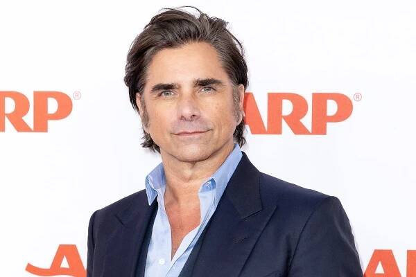 John Stamos responds to backlash over attending a Mar-a-Lago event, says his political views 'remain unchanged'