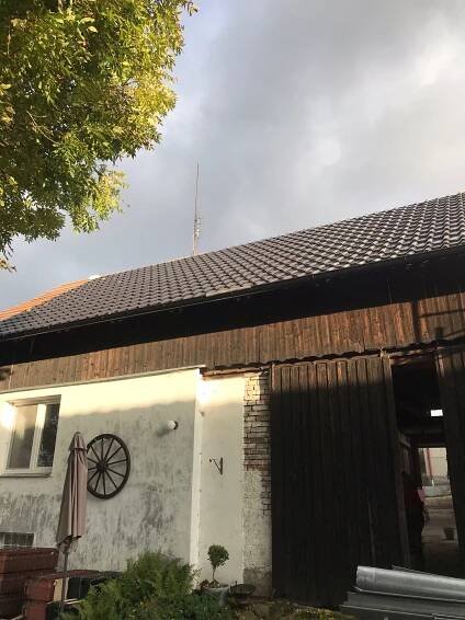 Roofman - Střechy a stavby na klíč| Rekonstrukce střechy rekreačního objektu v obci Hradisko, krytina Tondach