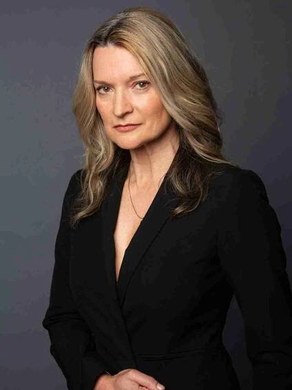 Doctor/Lawyer Headshots | Andrea Powell