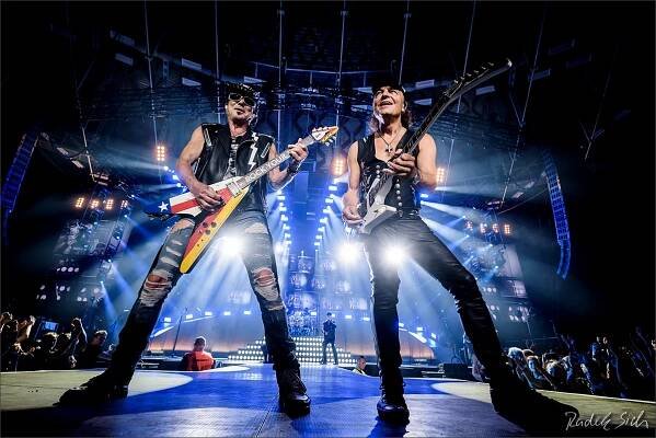 SCORPIONS, THUNDERMOTHER – 7. 6. 2023, Brno, Winning Group Arena | Spark Rock Magazine