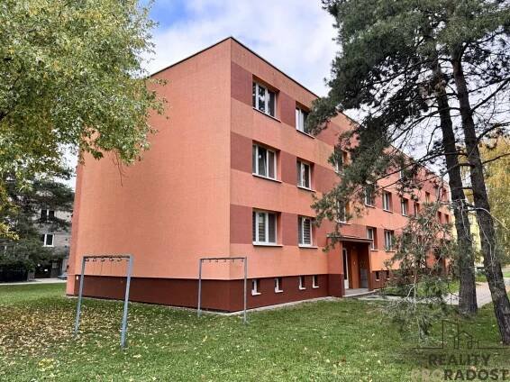 Pronájem bytu 3+1,na adrese tř. Bří Čapků Hodonín, pronájem byt 3+1 s balkonem v Hodoníně | REALITY PRORADOST s.r.o 