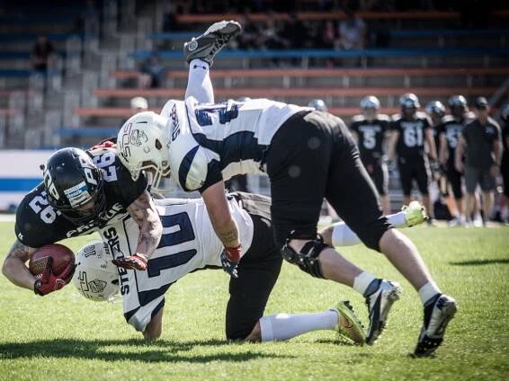Americký fotbal: Snadná výhra pro Black Panthers, drama pro Bobcats