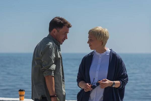 Kirill Grebenščikov, Nelli Uvarova - Zakrytyj sezon - Z filmu