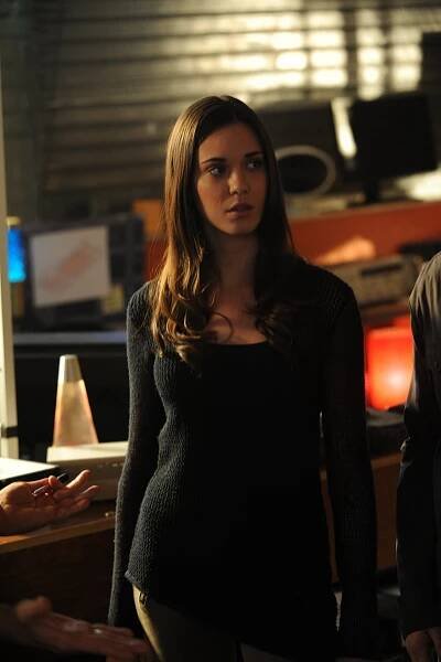 Breaking In - The Contra Club - Z filmu - Odette Annable