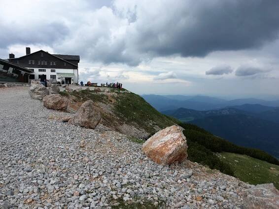 Schneeberg 2076m a nejvýše položené nádraží v Rakousku | Hana Machalová - Cestujte chytře, levně a často