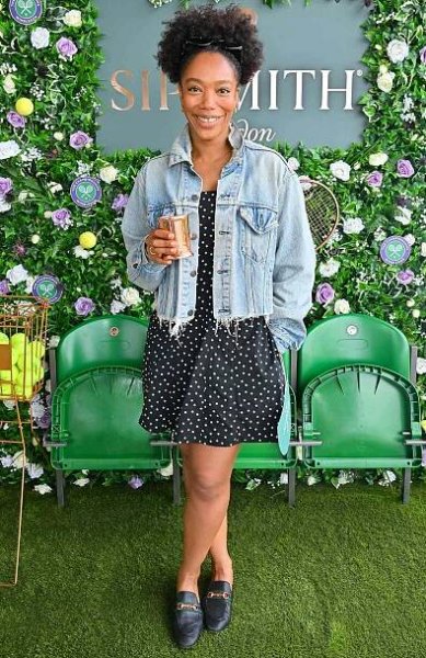 Naomi Ackie joins Sipsmith at Wimbledon 2025
