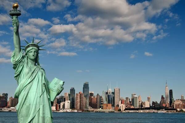 Simon Tourist – USA – Washington, Filadelfie, New York + KANADA – Niagara, Toronto 2026