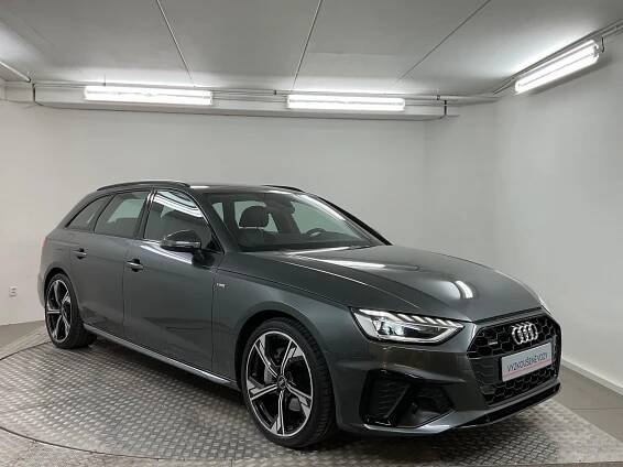 Audi A4 Avant S line 2.0 TDI Quattro S tronic 150 KW