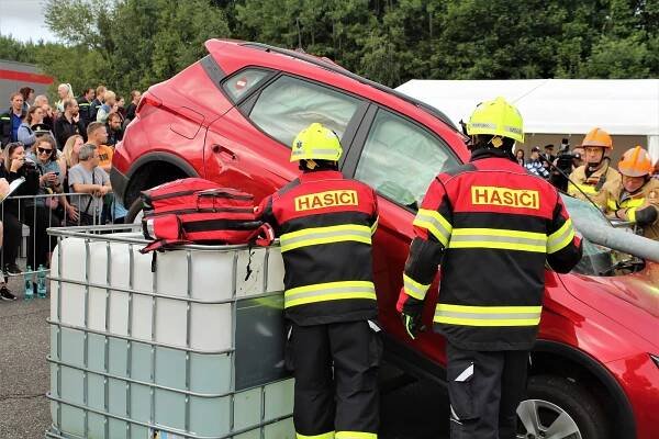 Hasiči soutěžili pod Ještědem ve vyprošťování, Ústecký kraj tam měl Rumburk
