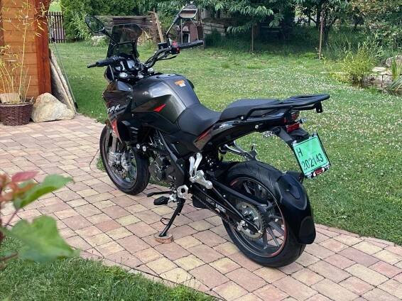 Benelli TRK 251