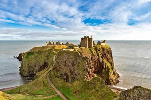 The castles you need to see in the UK and Ireland, from royal residences to ruined strongholds