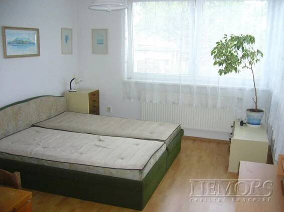 Pronájem bytu 1+kk v RD Míčkova, Brno, 10 000 Kč/měs
