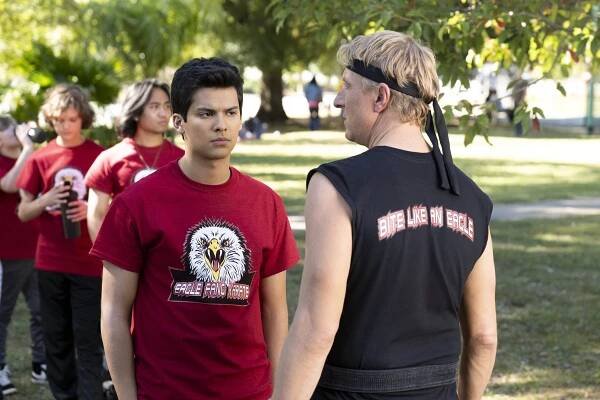 Cobra Kai - Hodný, zlý a drsňácký (S03E08) (2021)