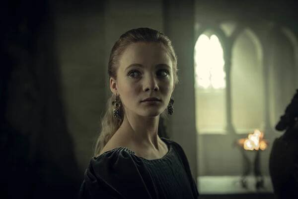 Freya Allan - Zaklínač (2019), Obrázek #3