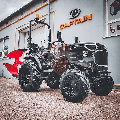 Špeciálny malotraktor CAPTAIN 263 Bagheera - Agromechanika