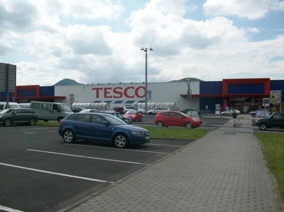 Tesco foto 2