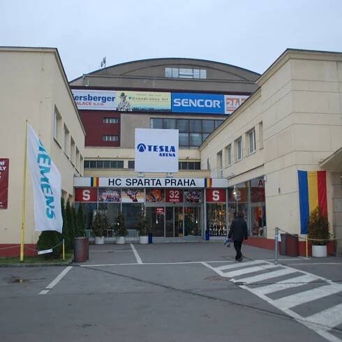 Tesla Arena? Praha investuje stovky milionů