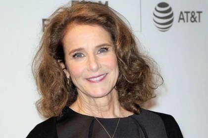 23 Captivating Facts About Debra Winger 