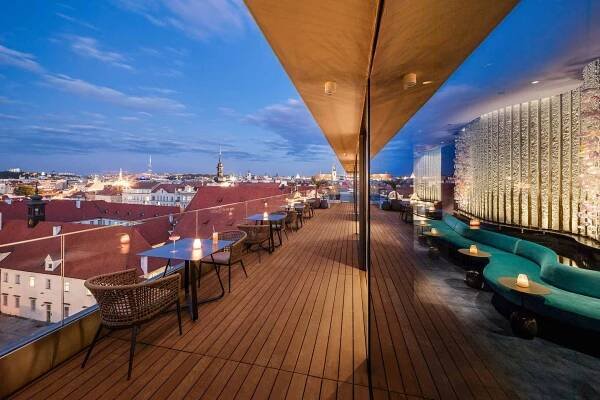 Casablanca Sky Bar - Nejlepší střešní bar v centru Prahy