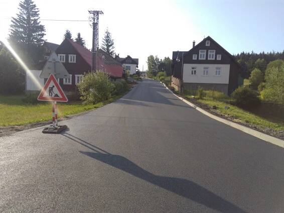 Hlavní komunikace obcí je již zcela průjezdná - Oficiální stránky obce Albrechtice v Jizerských horách