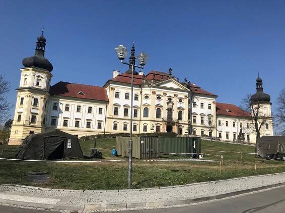 Na Hradisku hospitalizovali 16 nakažených s koronavirem