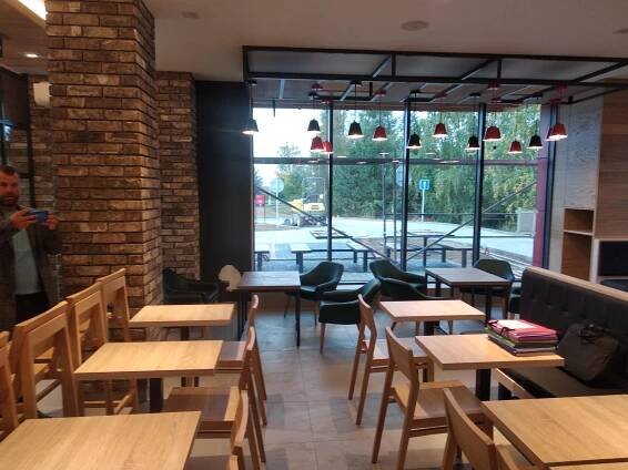 SVĚTOZNÁMÁ RESTAURACE - VELKÁ DOBRÁ - HaMPR, a.s.