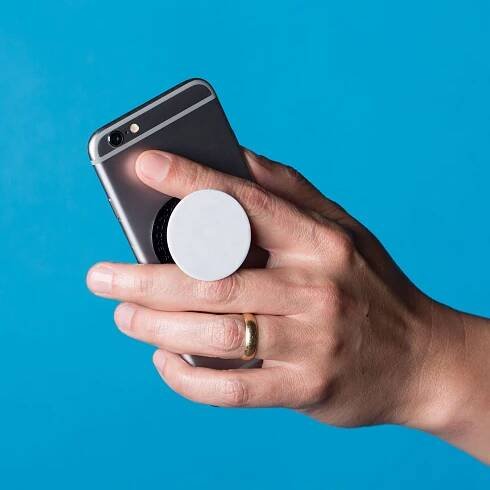 I Embraced the PopSocket and It Changed My Damn Life