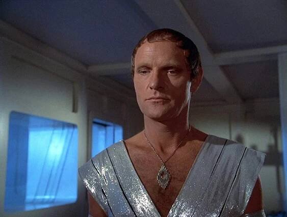 Space: 1999 - Alpha Child - Z filmu - Julian Glover