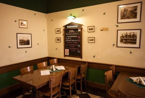 Plzeňská restaurace U Sedlerů │Praha, Karlovo náměstí