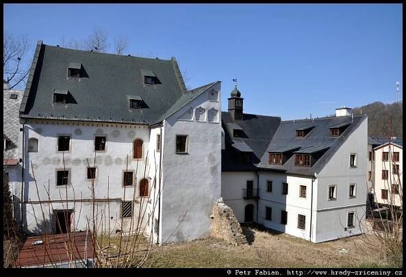 Horní Slavkov – opevněný kostel sv. Jiří – fotografie / hrady-zriceniny.cz