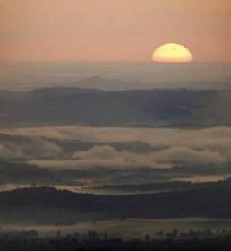 V�ýchod Slunce s Venuší 6. 6. 2012 Autor: Martin Gembec