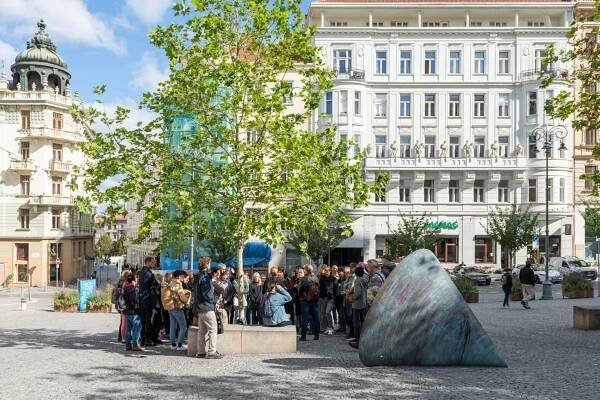 BRNO - PAMĚŤ SMRTI VE VEŘEJNÉM PROSTORU — Den architektury