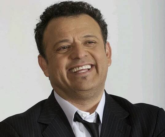 Paul Rodriguez Biography - Childhood, Life Achievements & Timeline