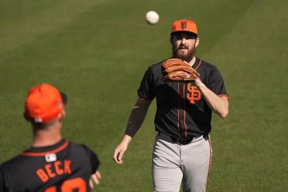 Giants right-hander Beck has aneurysm in upper part of pitching arm, weighing options