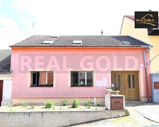 Vladislav, okres Třebíč – Prodej domu 6+1 | RK Real Gold Třebíč – Realitní kancelář