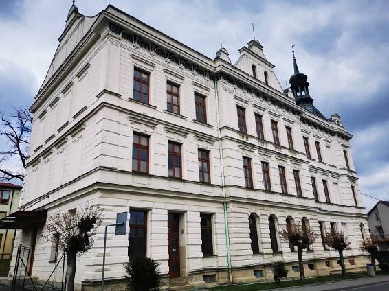 Kelč - Základní škola... - Dům, budova