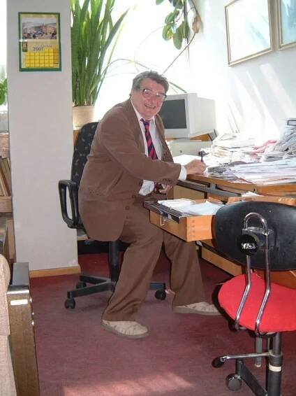prof. Ing. Dr. Jaroslav VLČEK, DrSc.