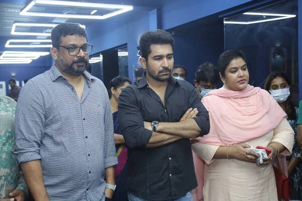 VIJAY ANTONY in C.S. Amudhan Directorial
